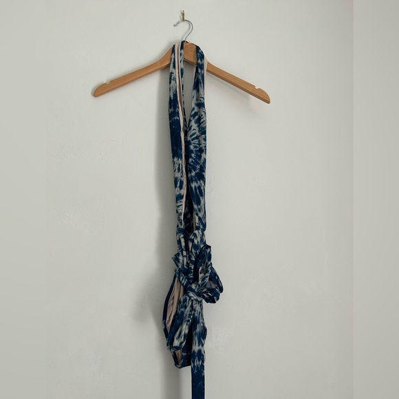 🌊 HOST PICK 🌊 NWT PILYQ Deep Soul Alex One-Piece Swimsuit Shibori Blue Med - Picture 6 of 9